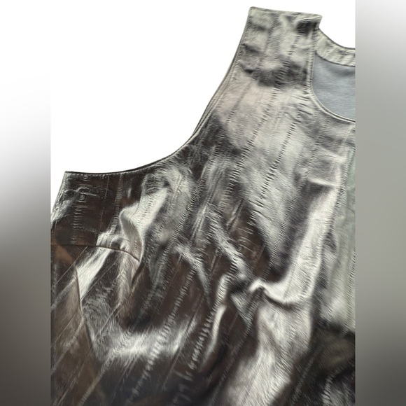 Good American Women’s Faux Leather Crop Top Medium - Picture 8 of 11